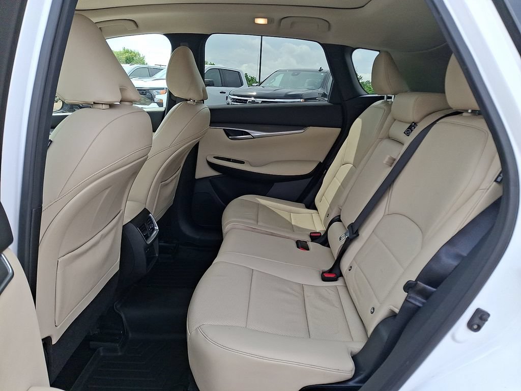 Used 2022 INFINITI QX50 Luxe AWD/4WD image 13
