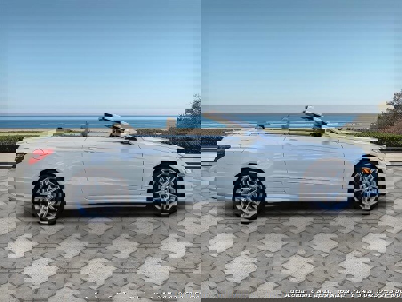 Used 2011 Mercedes-Benz E 550 Cabriolet image 14