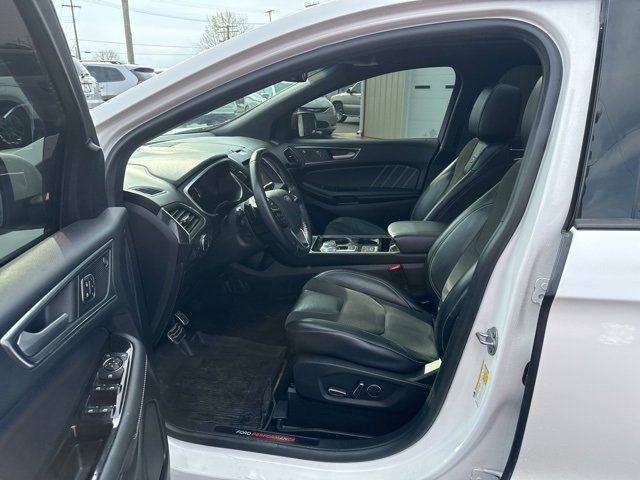 Used 2019 Ford Edge ST w/ Equipment Group 401A image 10