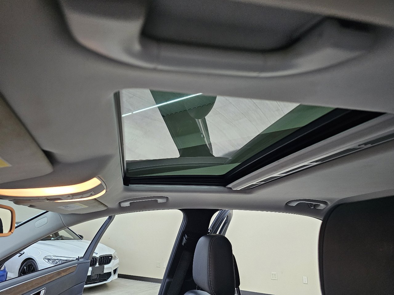 Used 2014 Mercedes-Benz E 350 Sedan image 39