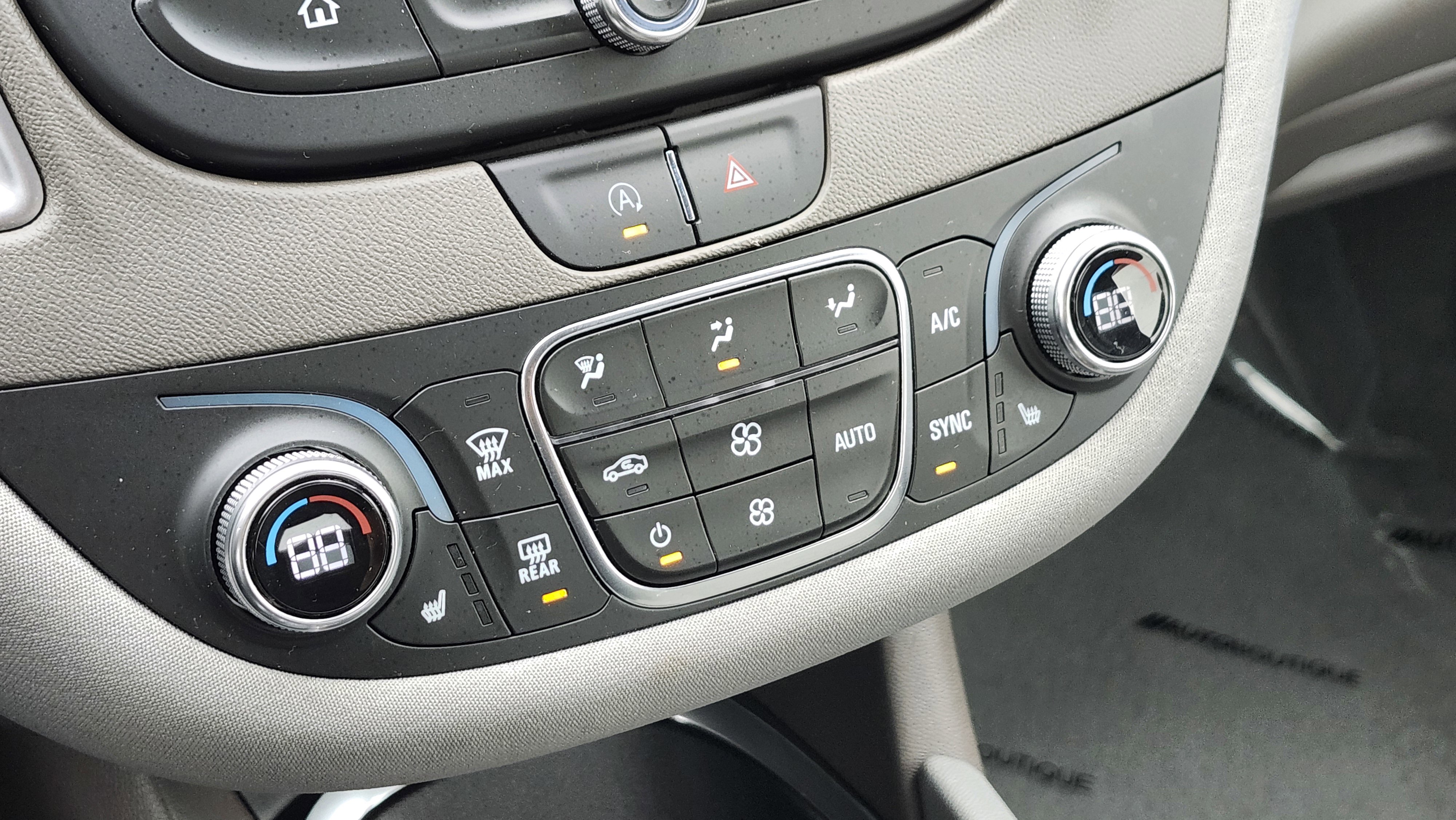 Used 2025 Chevrolet Malibu LT image 27