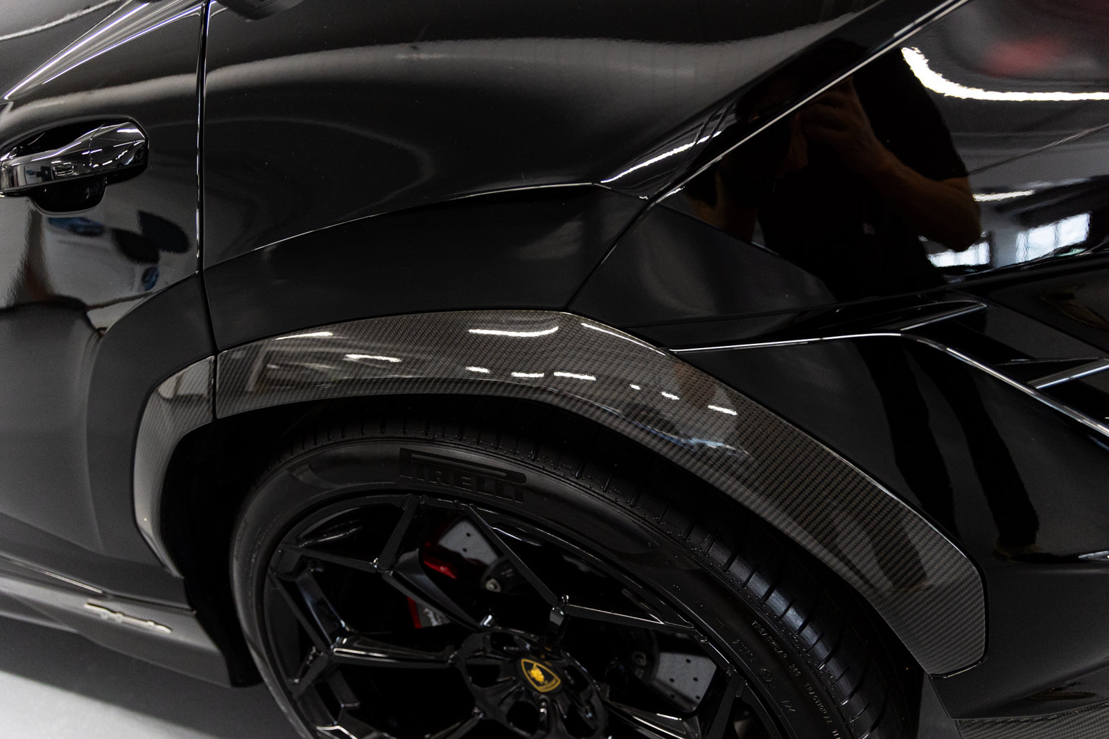 Used 2024 Lamborghini Urus Performante AWD/4WD image 27