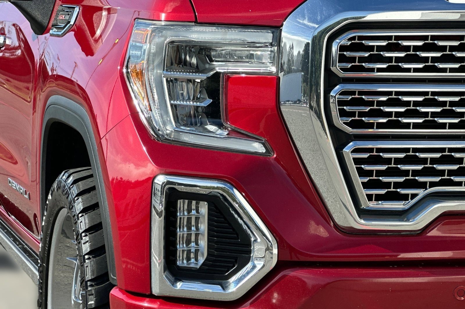 Used 2019 GMC Sierra 1500 Denali w/ Denali Ultimate Package image 10