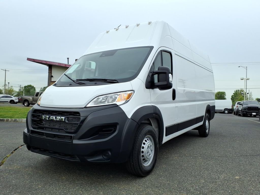 Used 2025 RAM ProMaster 3500 FWD image 3