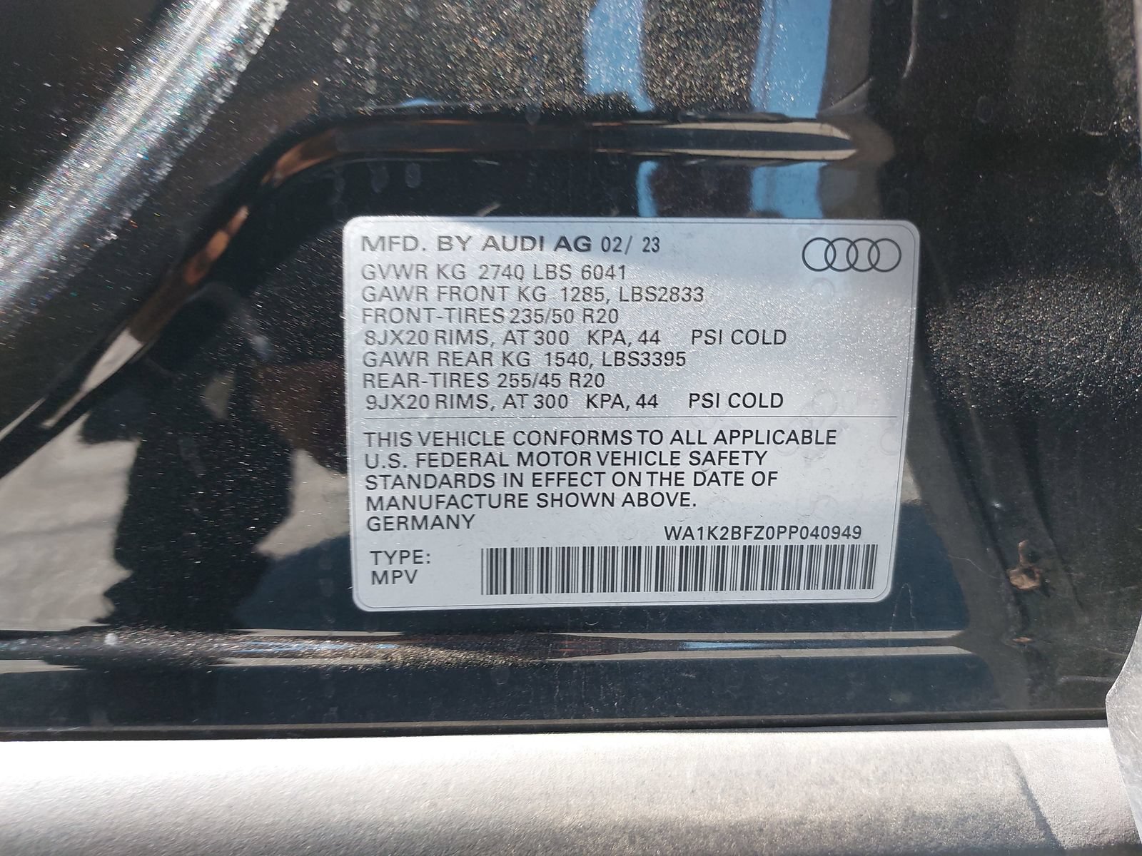 Used 2023 Audi Q4 e-tron Premium w/ Convenience Package AWD/4WD image 11