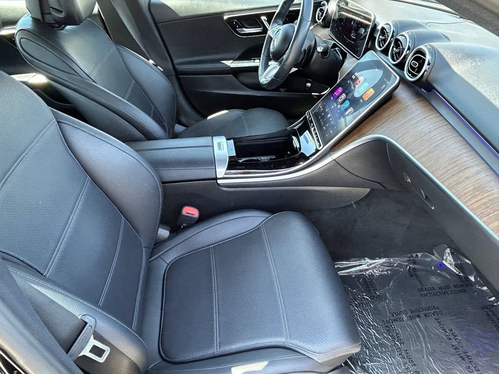 Used 2025 Mercedes-Benz C 300 Sedan image 11