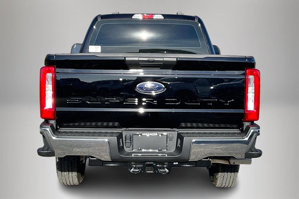 New 2026 Ford F250 XL w/ XL Chrome Package image 3