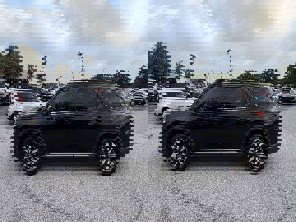 Used 2023 Honda Pilot Touring image 8