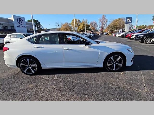 Certified 2025 Acura TLX w/ Technology Package image 39