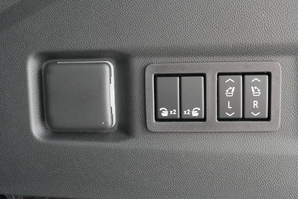 New 2026 Chevrolet Tahoe LT AWD/4WD image 10