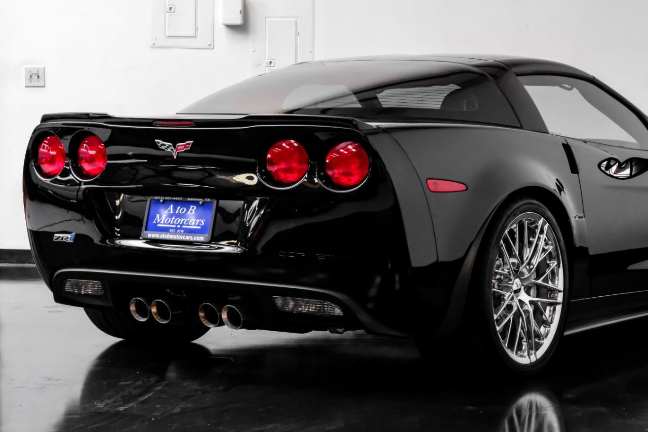 Used 2013 Chevrolet Corvette ZR1 w/ 3ZR Preferred Equipment Group RWD image 10