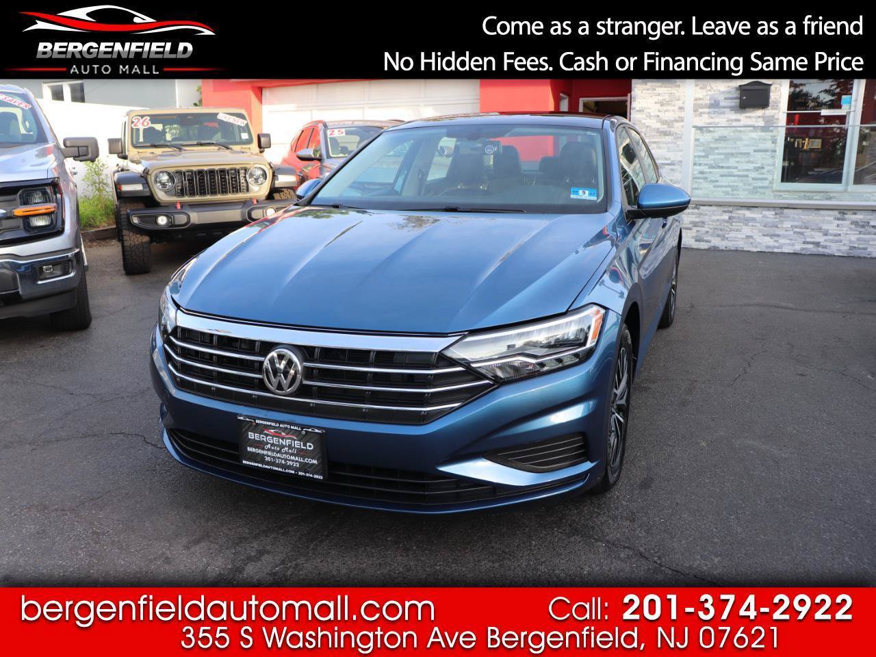Used 2020 Volkswagen Jetta SE FWD image 1