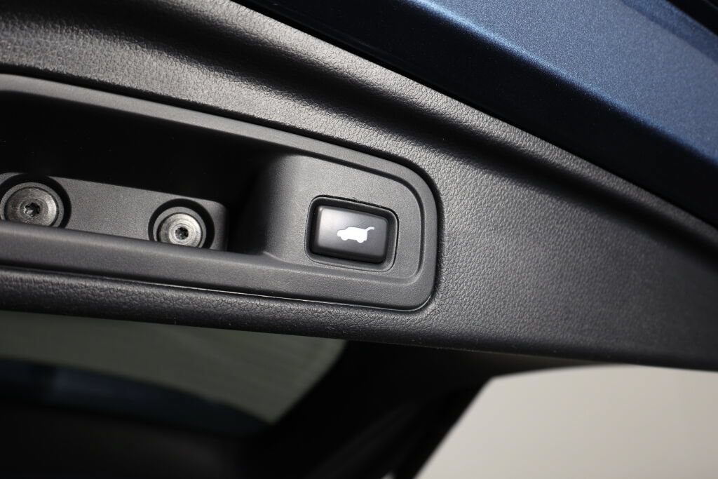 Used 2016 Honda Pilot Touring image 21