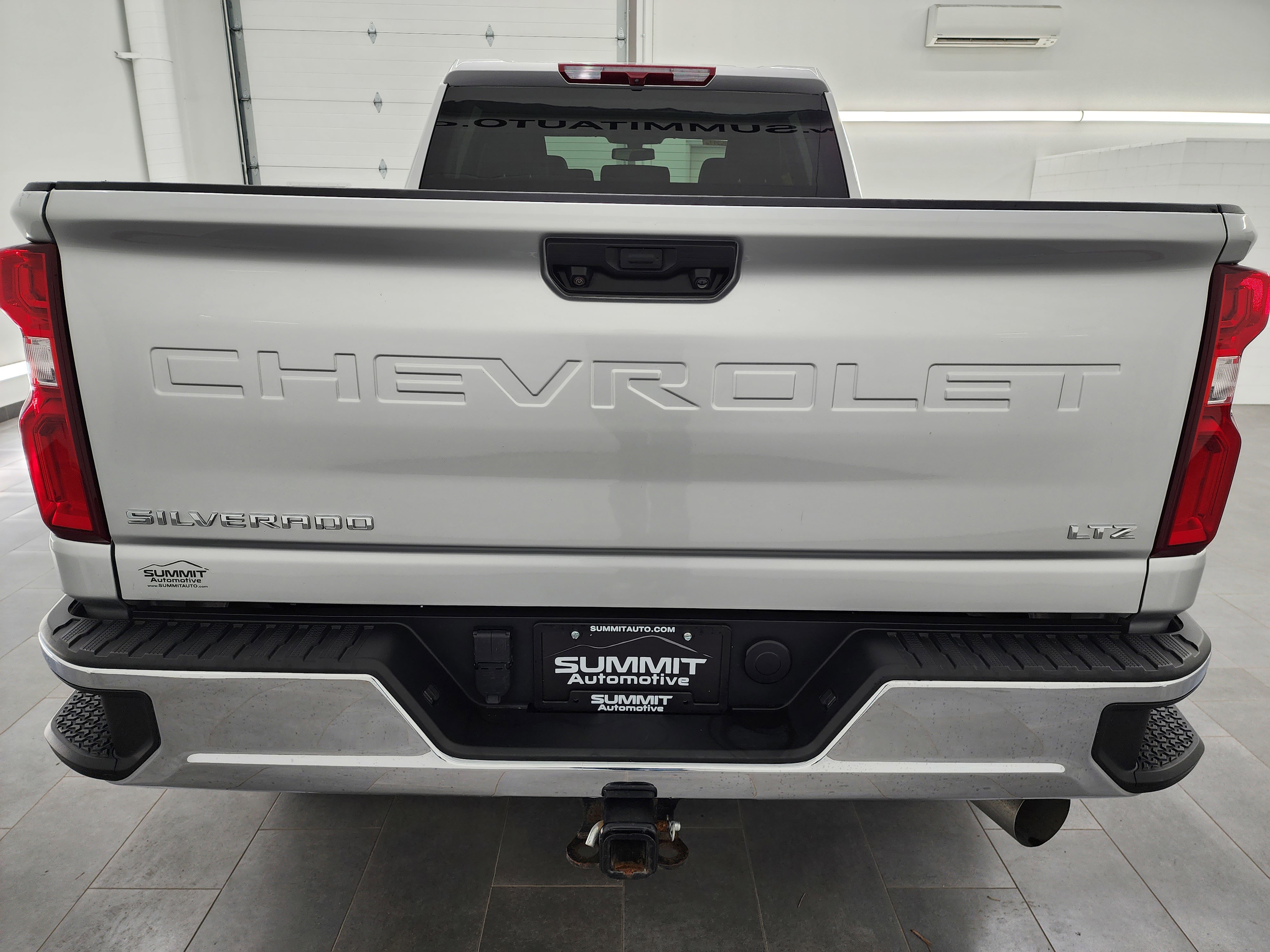 Used 2023 Chevrolet Silverado 3500 LTZ w/ Gooseneck/5TH Wheel Package AWD/4WD image 29