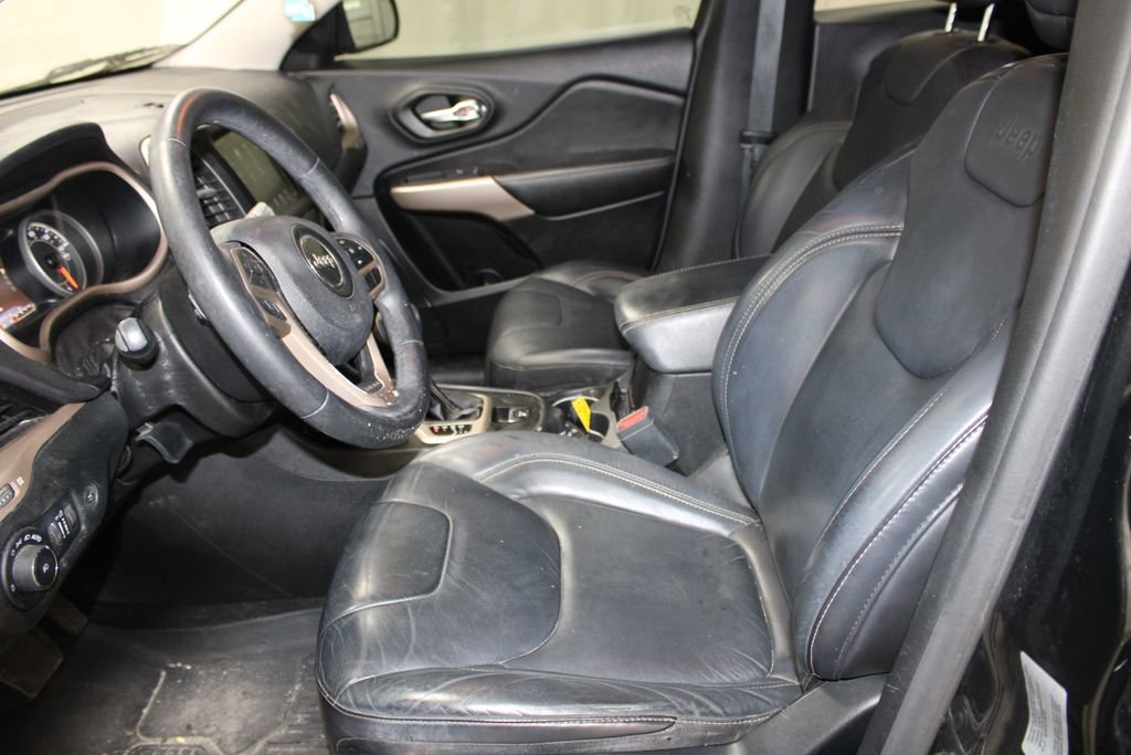 Used 2018 Jeep Cherokee Limited image 33