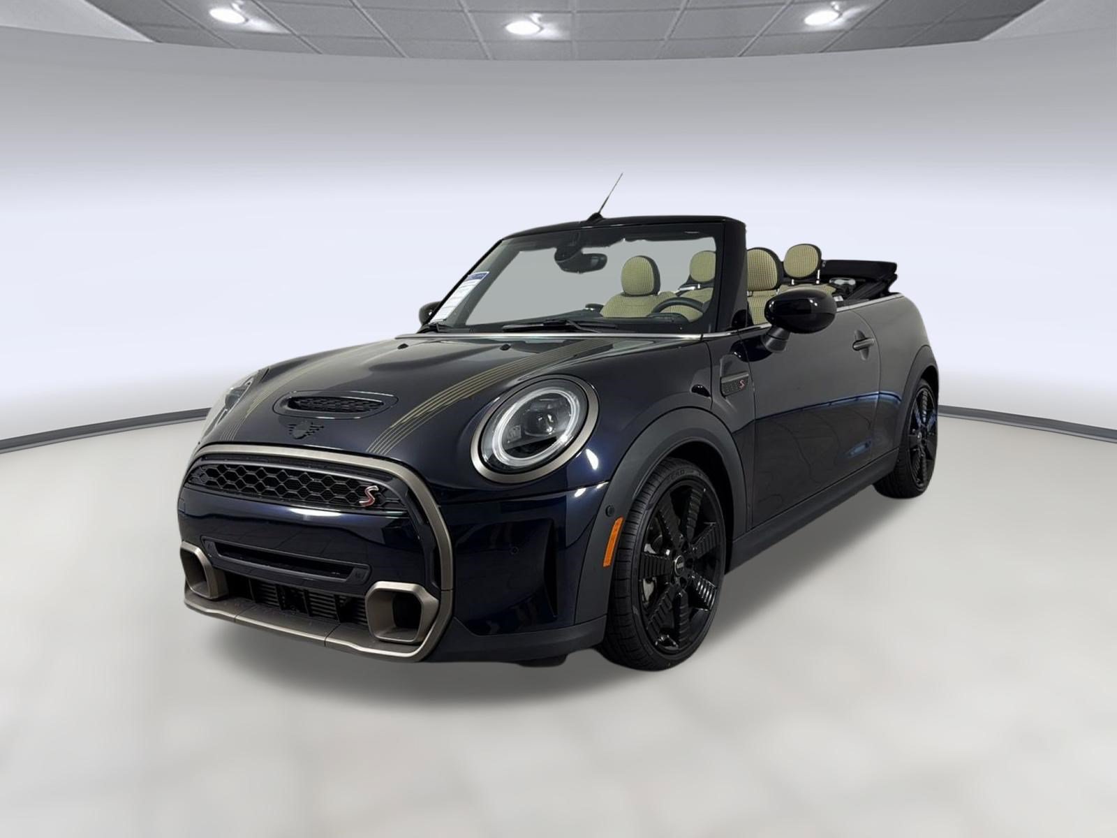 Used 2024 MINI Cooper S w/ MINI Resolute Edition FWD video 1