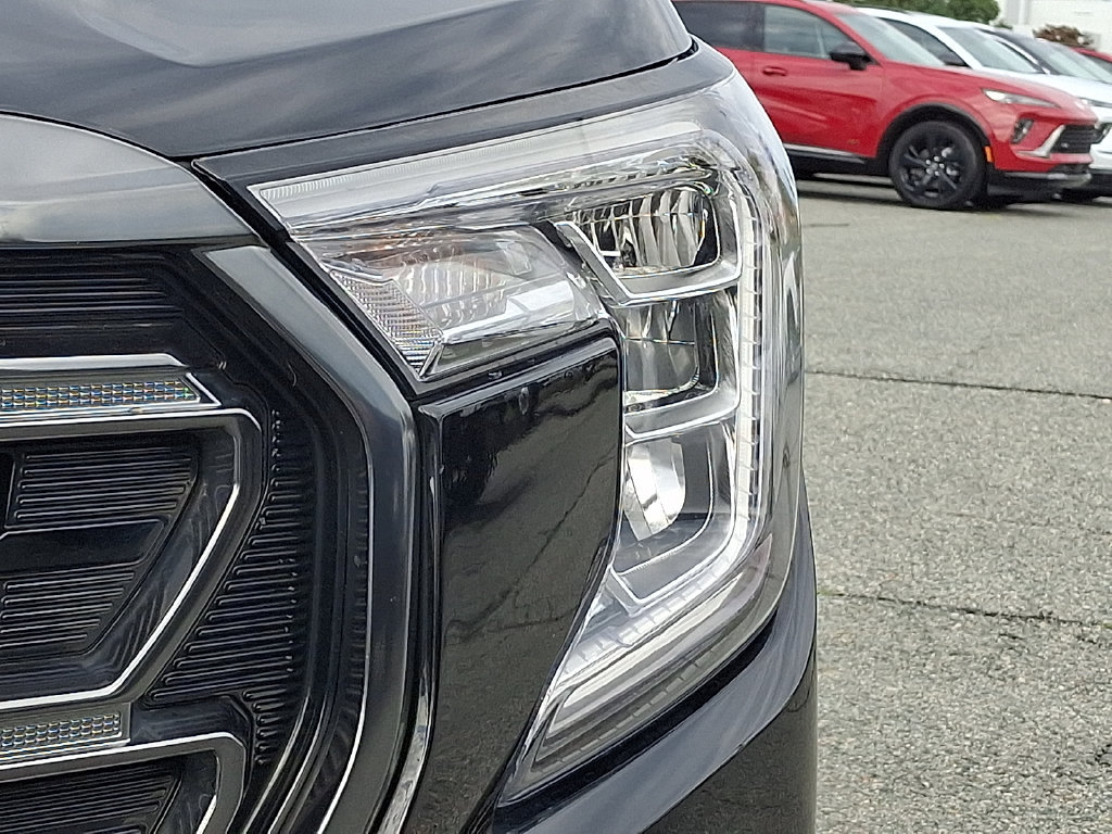Used 2022 GMC Terrain AT4 AWD/4WD image 9