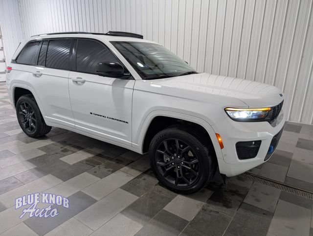 Used 2023 Jeep Grand Cherokee 30th Anniversary AWD/4WD image 5