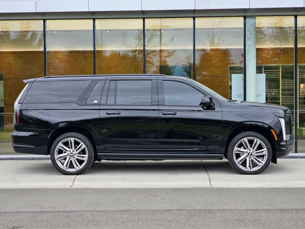 New 2026 Cadillac Escalade ESV Platinum Sport AWD/4WD image 6