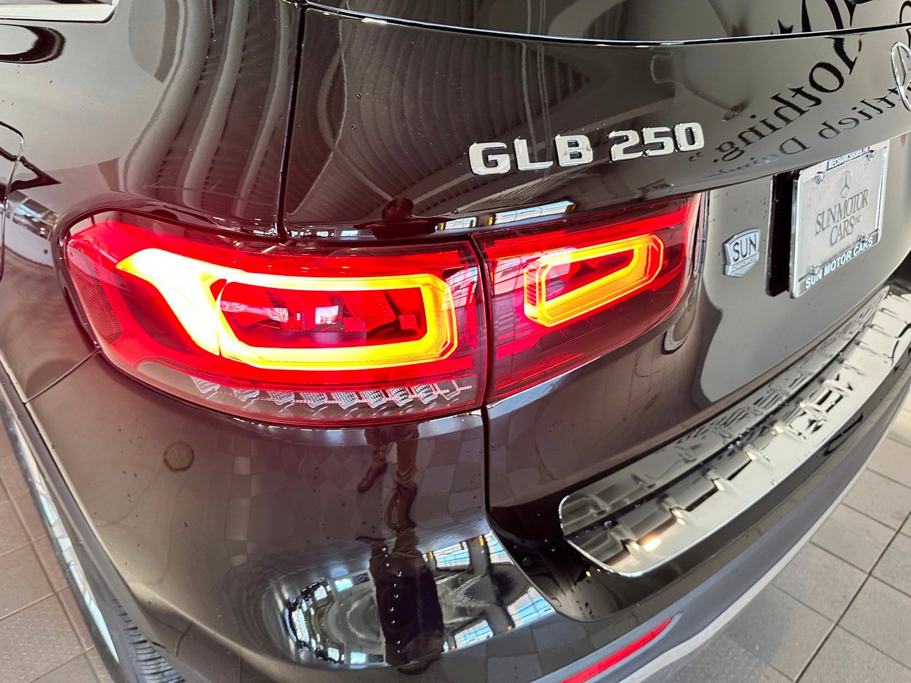 Certified 2023 Mercedes-Benz GLB 250 4MATIC image 36