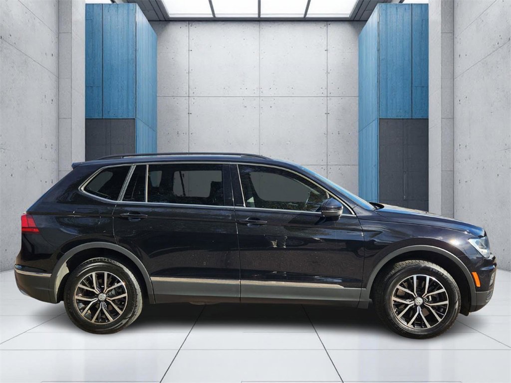 Used 2021 Volkswagen Tiguan image 2
