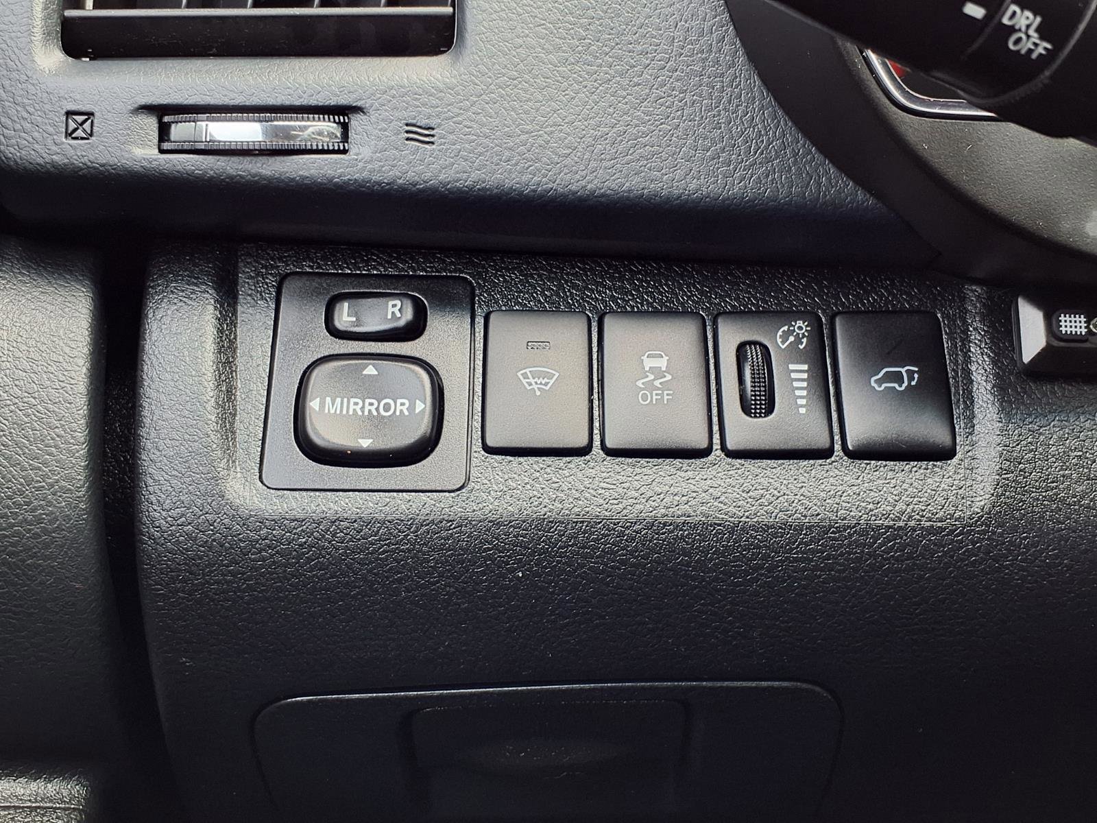 Used 2013 Toyota Highlander Limited FWD image 10
