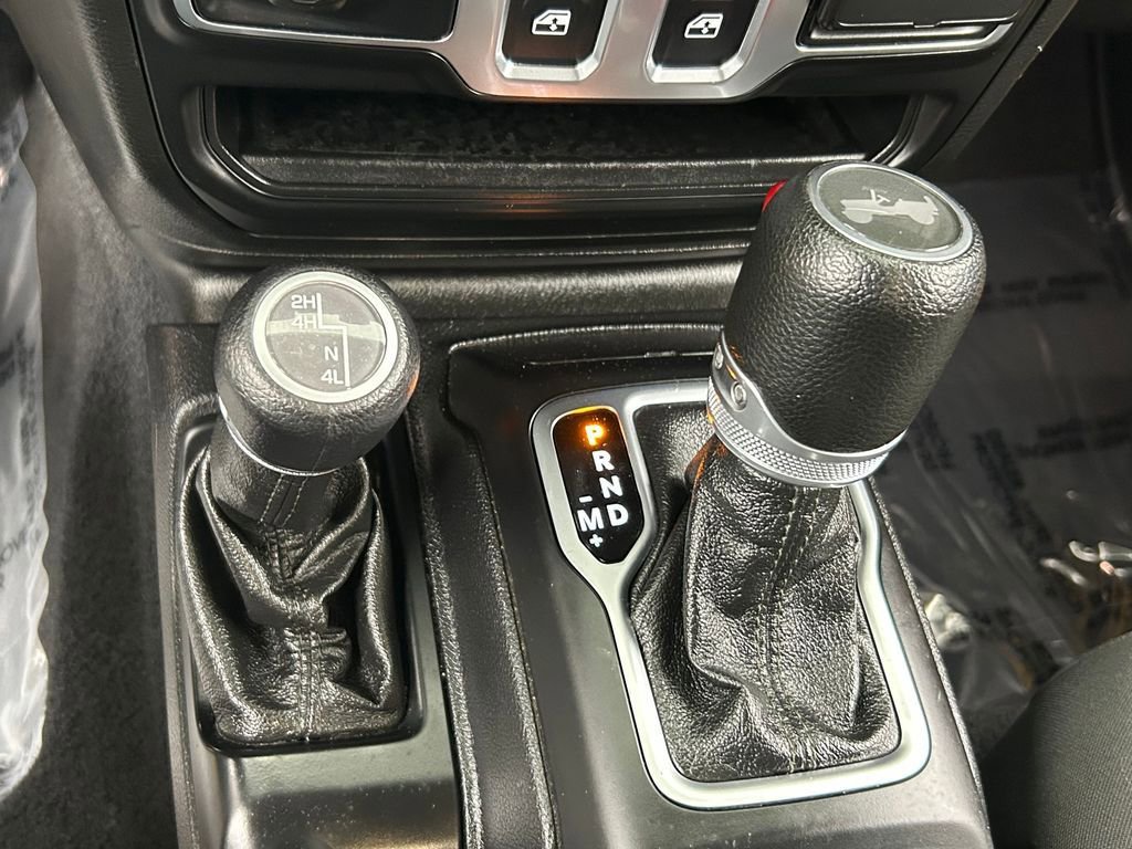 Used 2020 Jeep Wrangler Sport S image 19