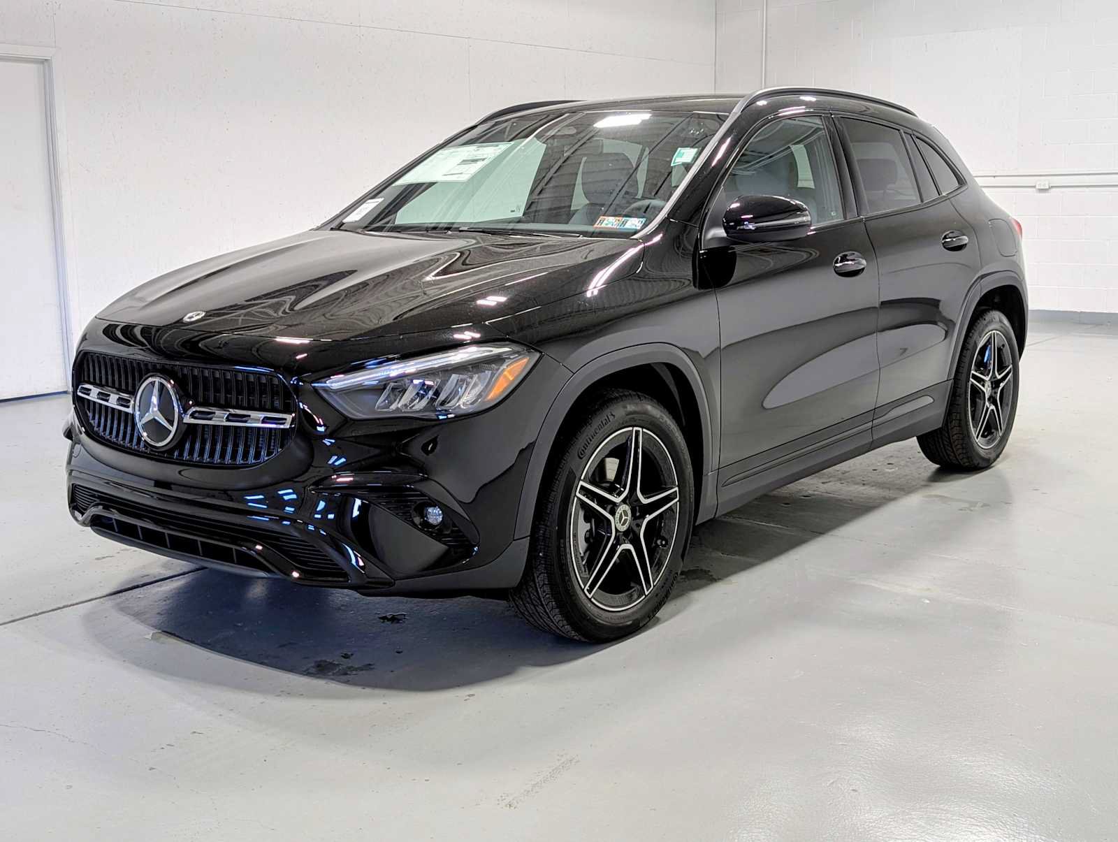 New 2026 Mercedes-Benz GLA 250 4MATIC image 1