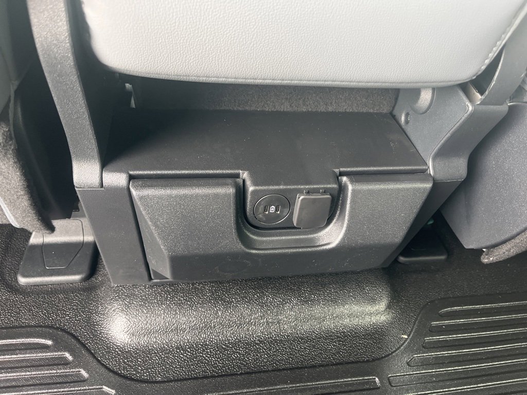 New 2025 Ford F350 XL w/ XL Chrome Package image 15