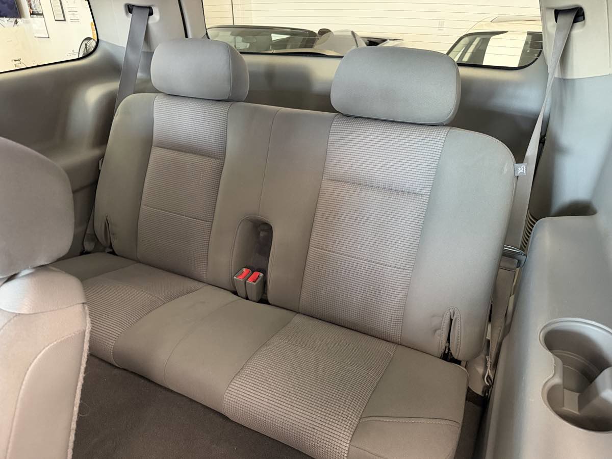 Used 2007 Chrysler Aspen Limited RWD image 18