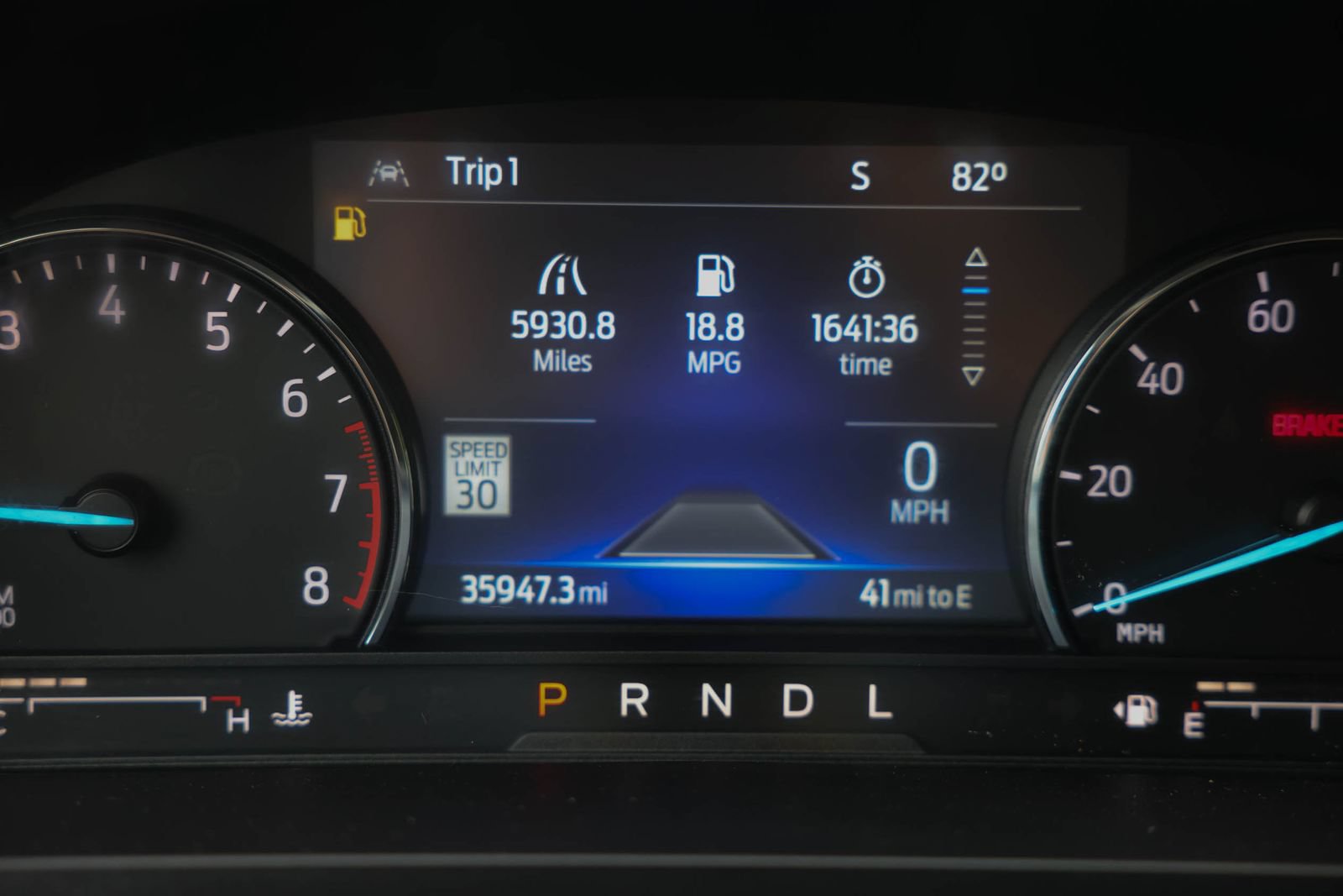 Used 2023 Ford Explorer Limited w/ Limited Technology Package AWD/4WD image 19