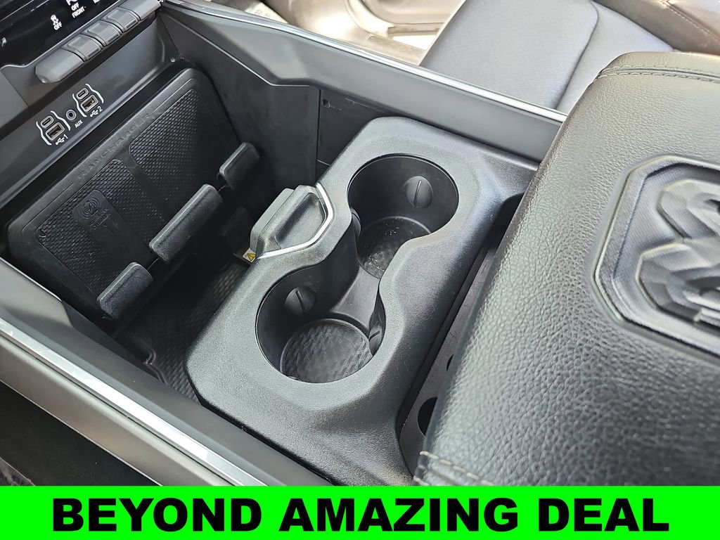 Used 2025 RAM 1500 Laramie AWD/4WD image 27