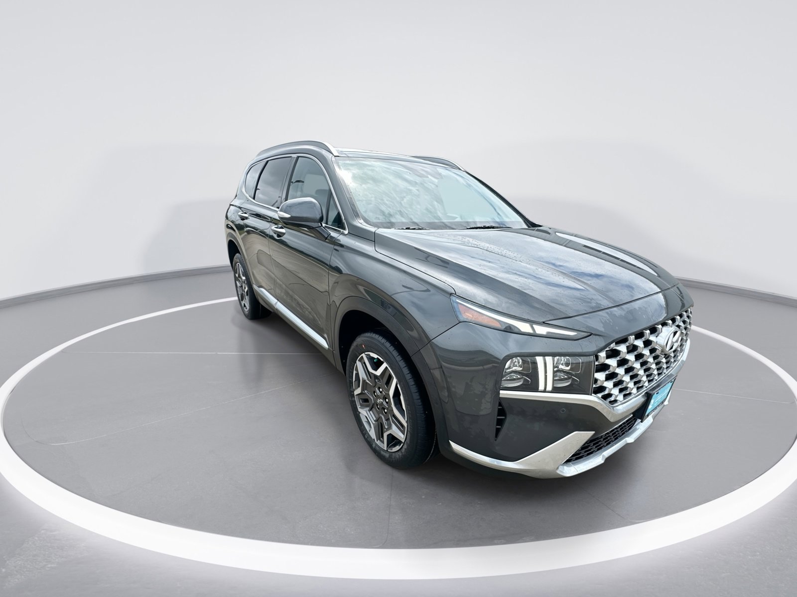 Used 2022 Hyundai Santa Fe Limited AWD/4WD image 2