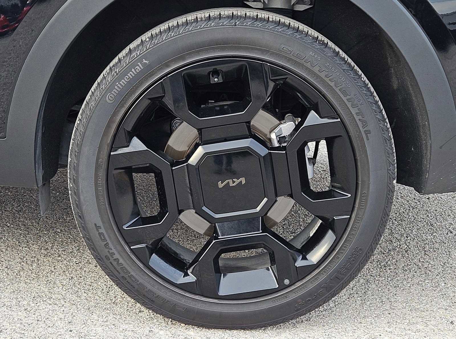 Certified 2025 Kia Sorento SX Prestige w/ Sage Leather Package image 14