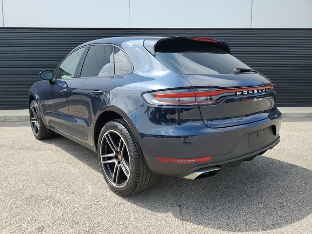Certified 2020 Porsche Macan AWD/4WD image 3