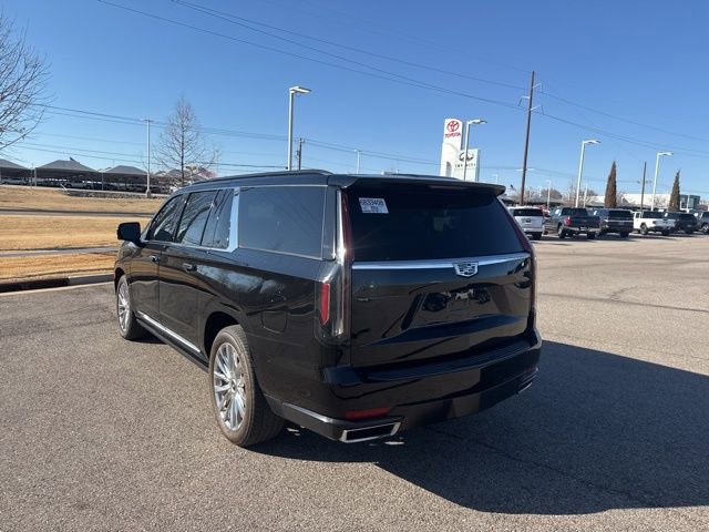 Used 2021 Cadillac Escalade ESV Premium Luxury Platinum image 7