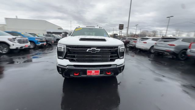 Used 2025 Chevrolet Silverado 2500 LT w/ Trail Boss Package image 3