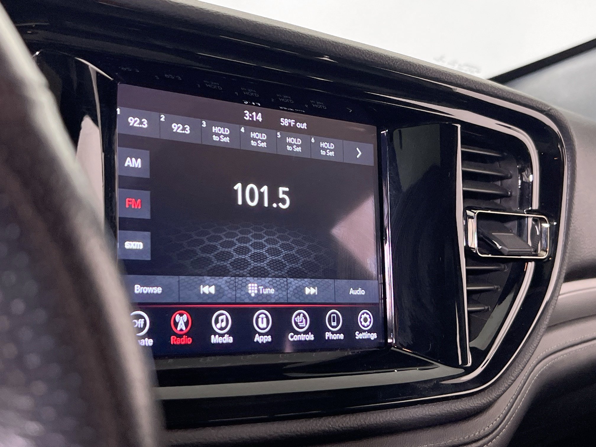 Used 2022 Dodge Durango GT AWD/4WD image 14