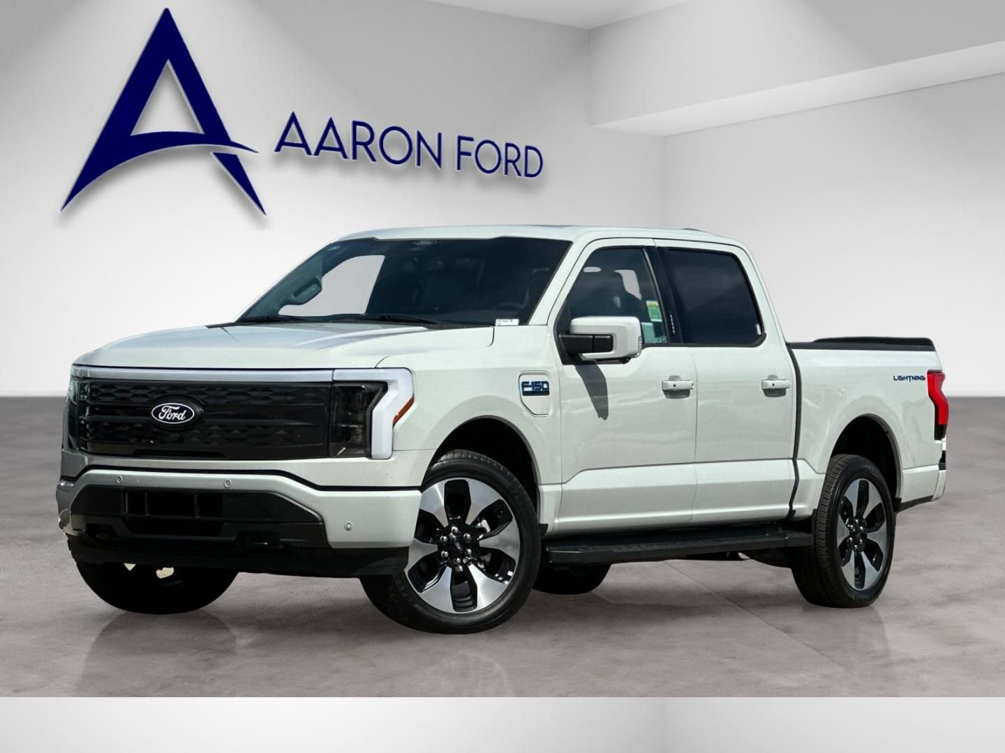 Used 2024 Ford F150 Lightning Platinum AWD/4WD image 2
