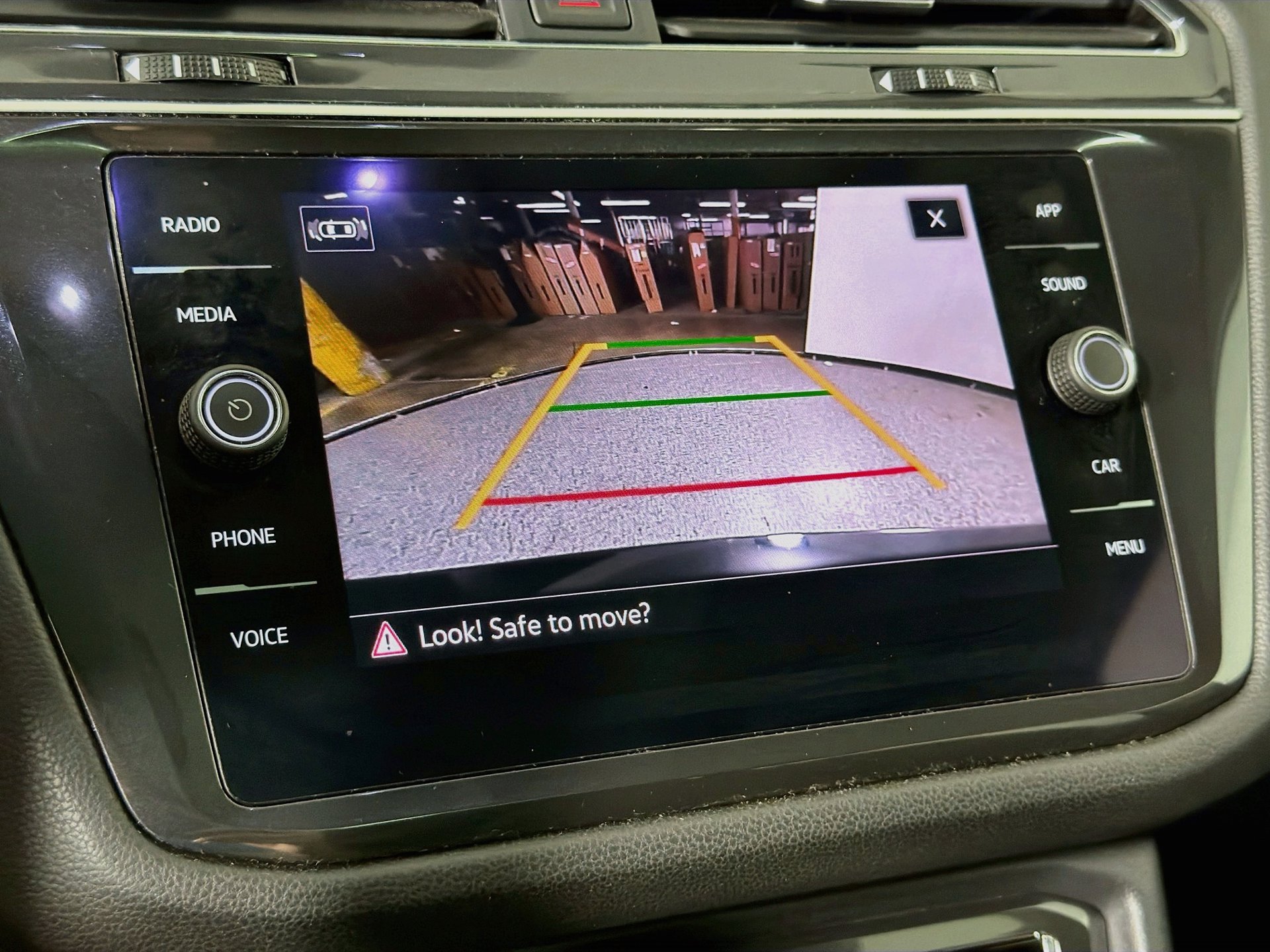 Certified 2021 Volkswagen Tiguan SE FWD image 13