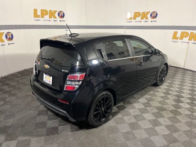 Used 2017 Chevrolet Sonic Premier FWD image 3