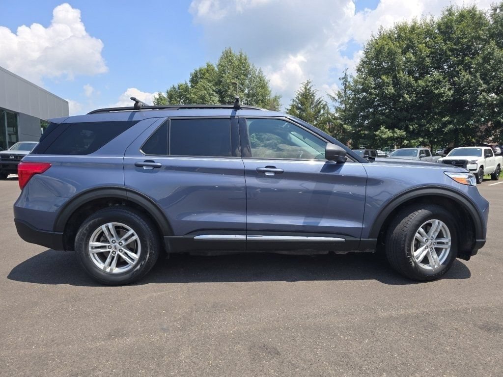 Used 2021 Ford Explorer XLT w/ Class III Trailer Tow Package AWD/4WD image 18