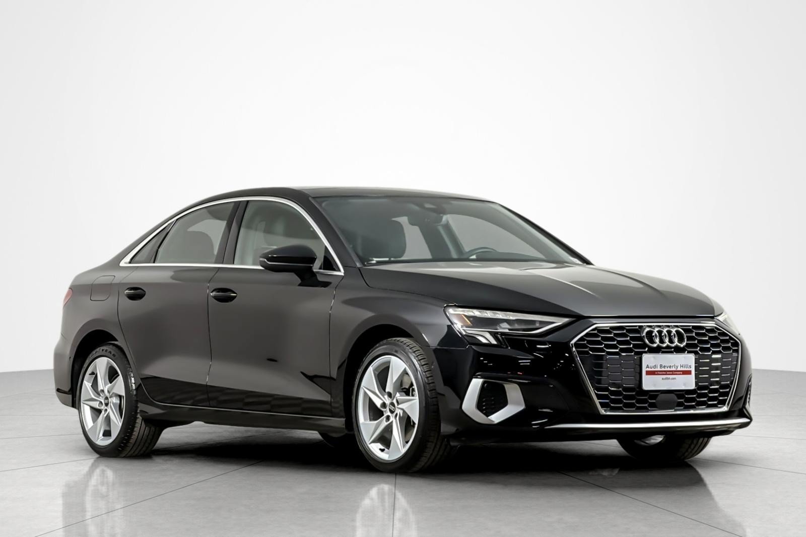 Used 2023 Audi A3 2.0T Premium Plus w/ Premium Plus Package FWD image 7