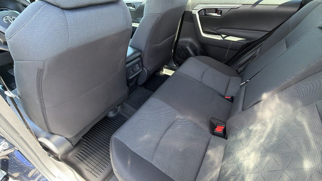 Certified 2025 Toyota RAV4 XLE AWD/4WD image 24