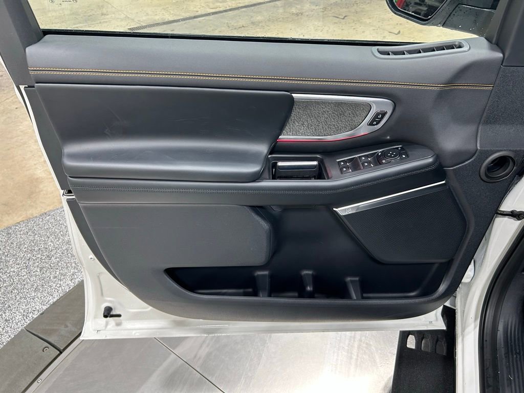 New 2025 Ford Expedition Tremor image 12