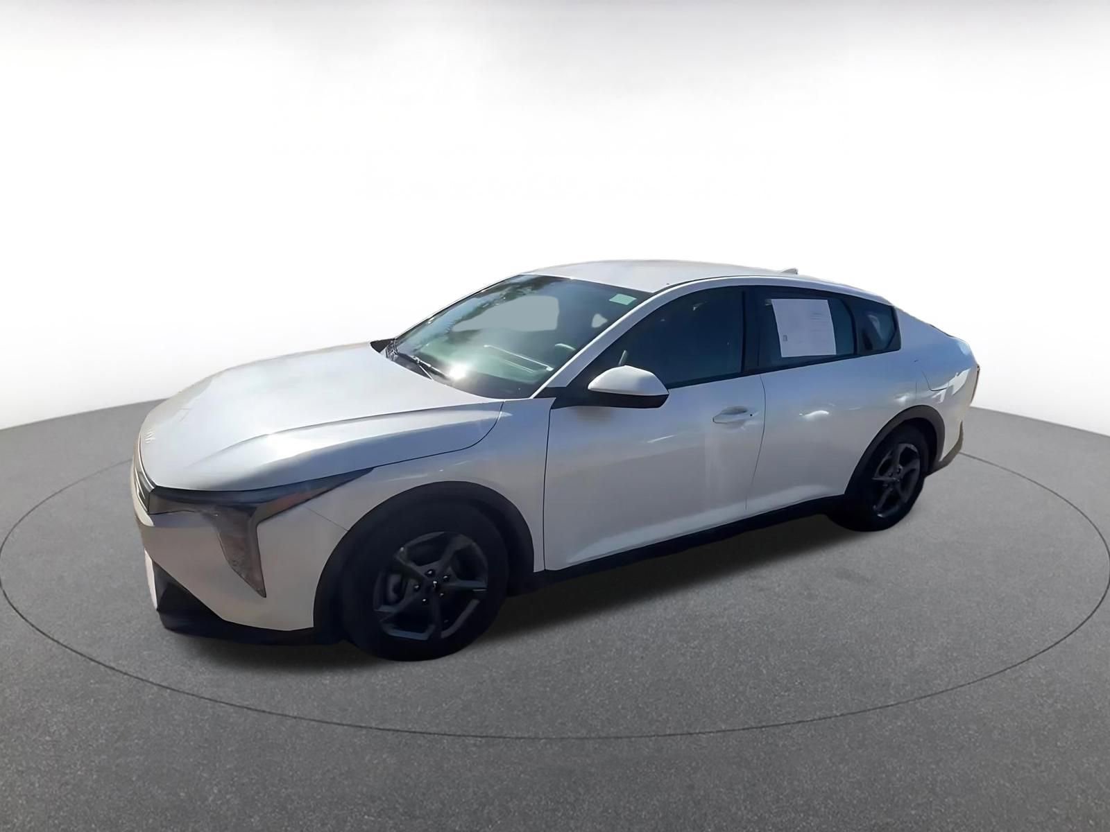 Used 2025 Kia K4 FWD image 8