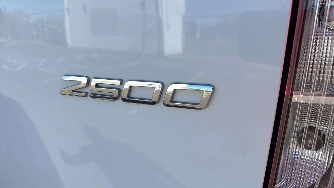 Used 2021 Freightliner Sprinter 2500 image 18