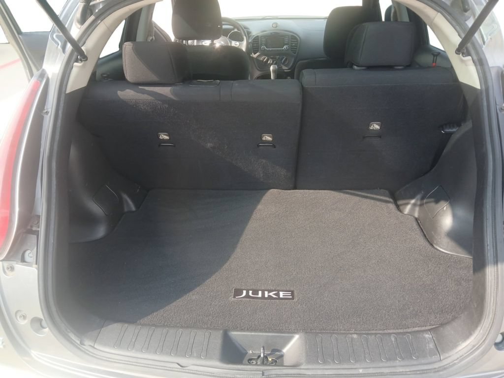 Used 2017 Nissan Juke S FWD image 11
