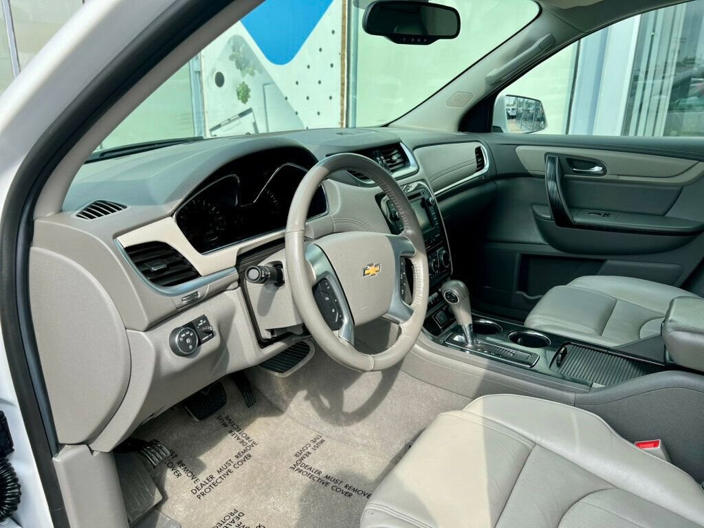 Used 2017 Chevrolet Traverse Premier image 14