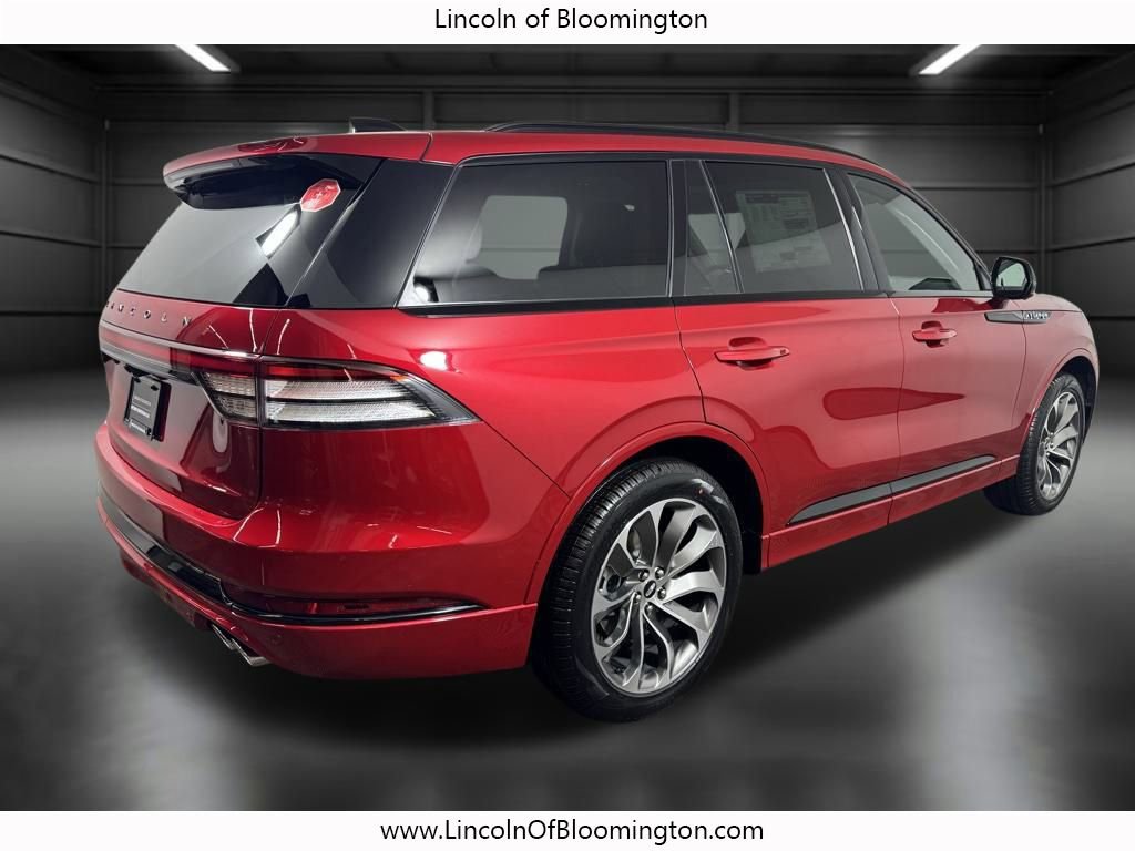 New 2026 Lincoln Aviator AWD w/ Jet Appearance Package image 7